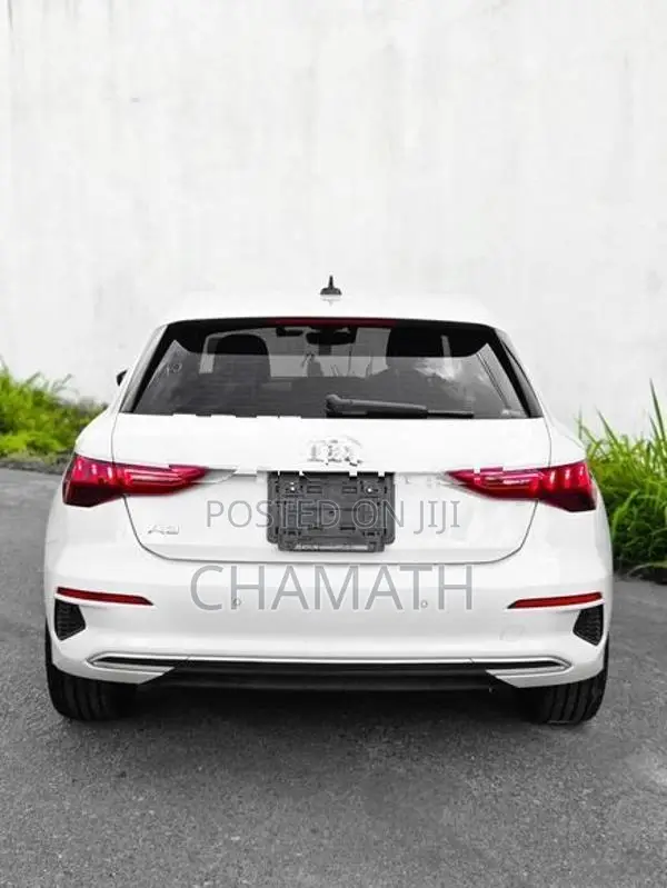 Audi A3 Advanced Leather PKG 2024