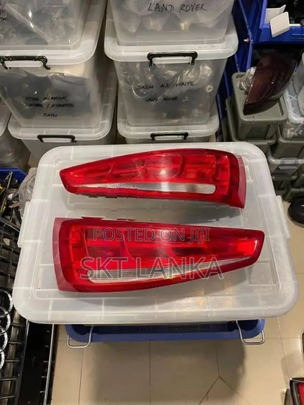 Genuine Audi Q3 2014 Rear LED Bumper Lights 8U Q2 Q5 Q7
