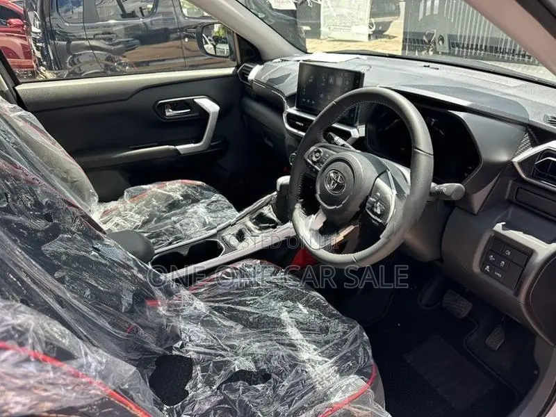 Toyota Raize Z BSM 1.2 Hybrid 2026