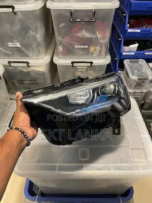 Genuine Brand New Audi Q3 2021 Facelift LED Headlight 83A Aq2 Q5 Q7