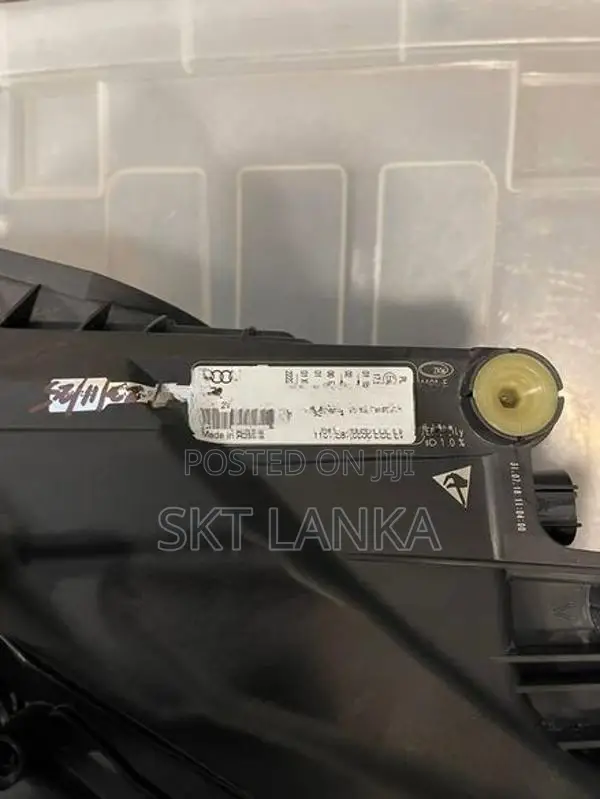 Genuine Brand New Audi Q3 2021 Facelift LED Headlight 83A Aq2 Q5 Q7