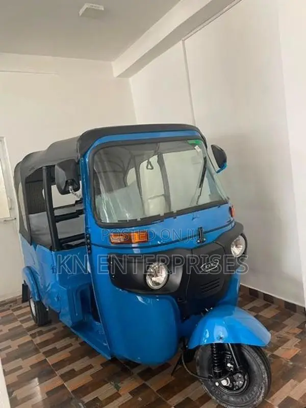 Bajaj RE 2026