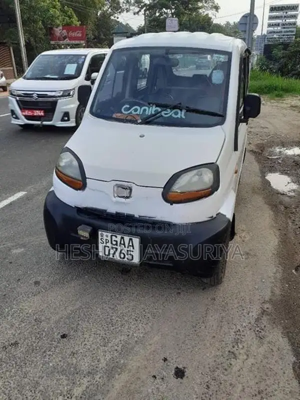 Bajaj Qute 2019