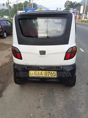 Bajaj Qute 2019