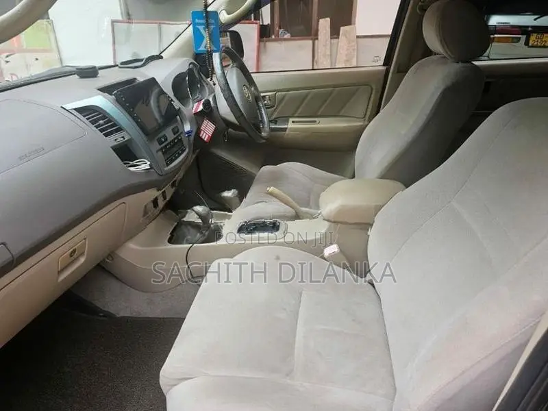 Toyota Fortuner 2006