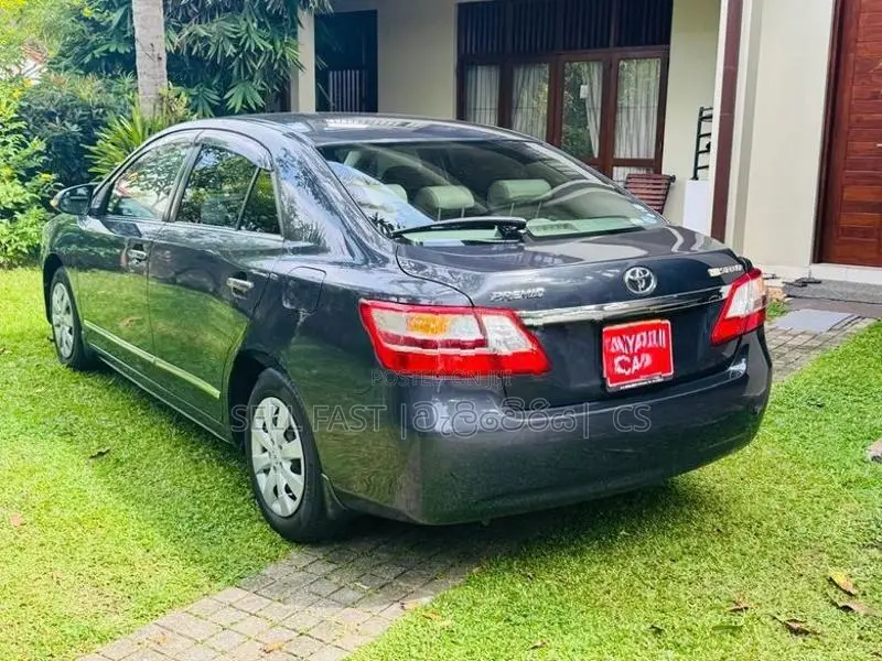 Toyota Premio G Superior 2015