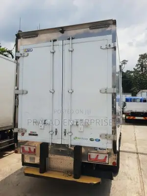 Isuzu Elf -30 2020