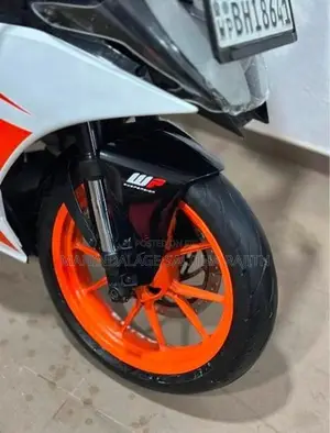 KTM RC 200 2018