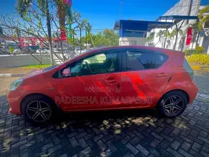 Toyota Aqua 2013