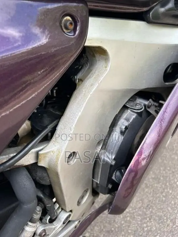 Honda CBR MC 22 2012