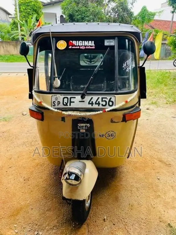 Bajaj RE 2006