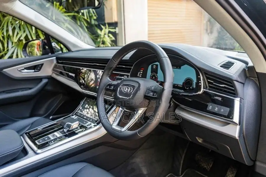 Audi Q7 S Line Quattro 2025