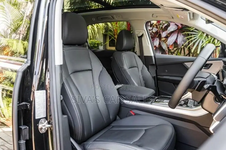 Audi Q7 S Line Quattro 2025