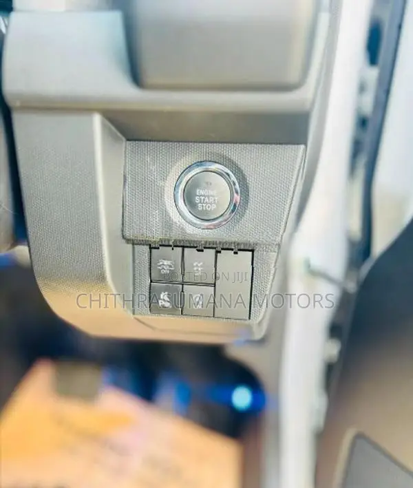 Daihatsu Taft G Chrome 2025