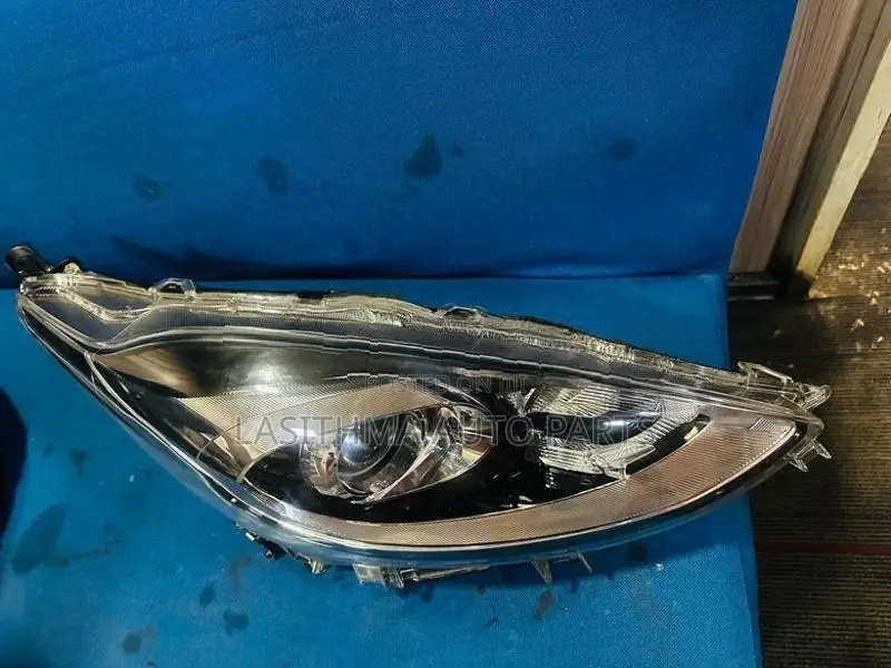 Aqua Head Lamp (2018)