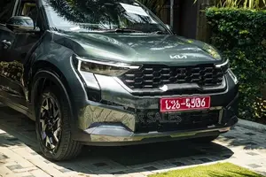 Kia Sonet GTX+ (Pewter Olive) 2026