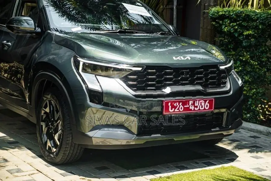 Kia Sonet GTX+ (Pewter Olive) 2026