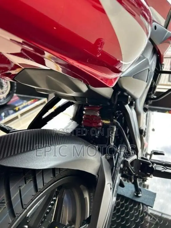 Bajaj Pulsar NS200 2026