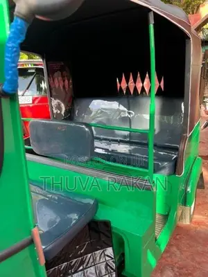 Bajaj RE 2004