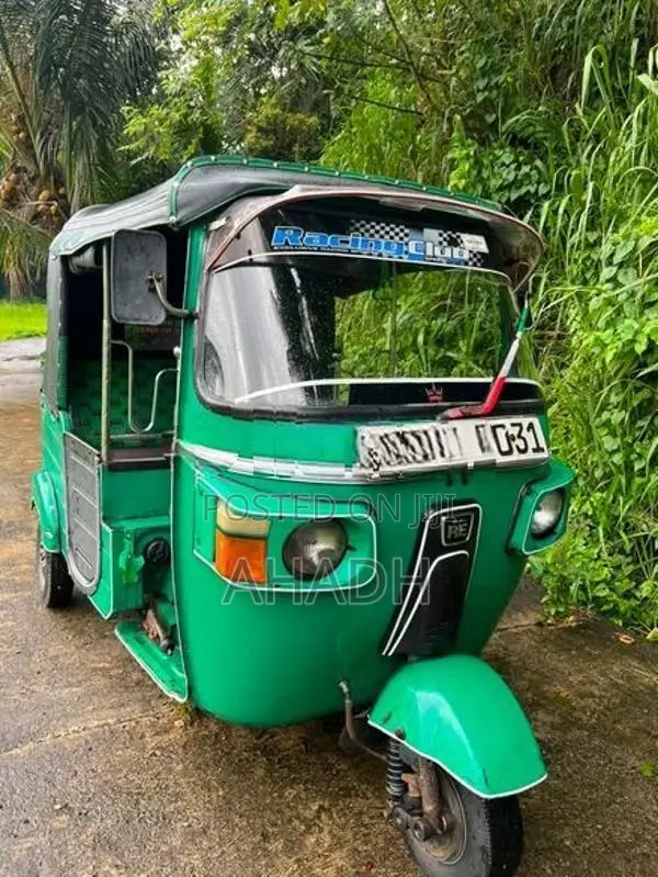 Bajaj RE 4Stroke 2010