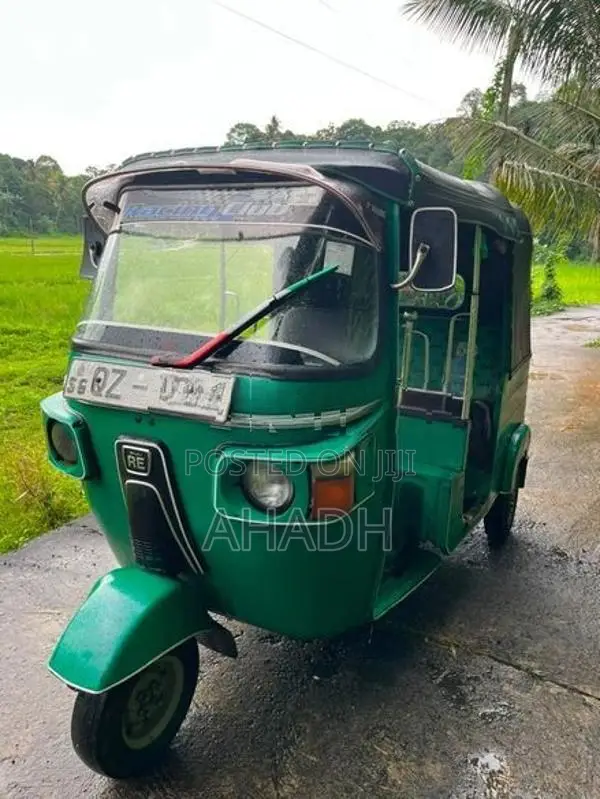 Bajaj RE 4Stroke 2010