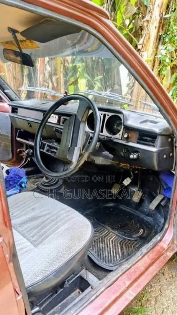 Mazda Familia 1985