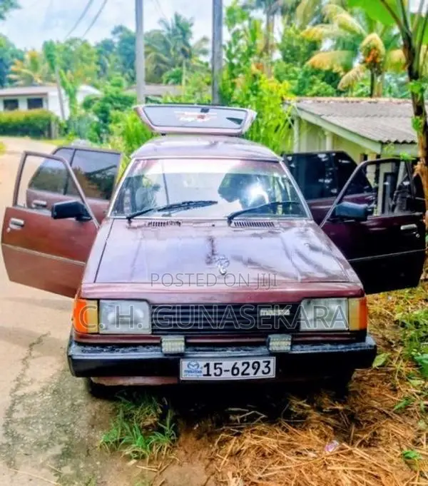 Mazda Familia 1985