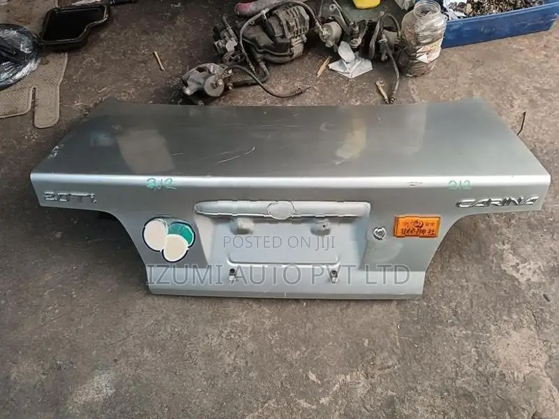 Toyota Carina Dicky Door