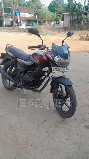 Bajaj Discover 2012
