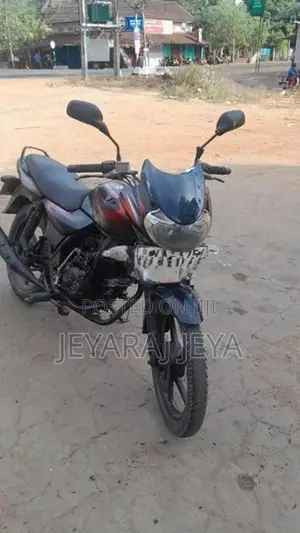Bajaj Discover 2012