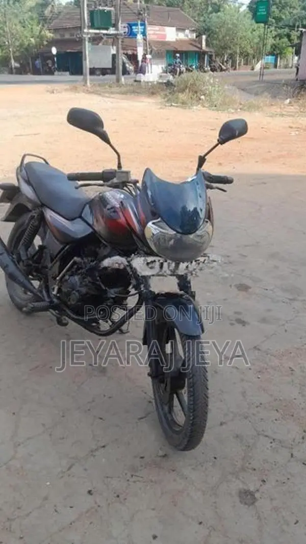 Bajaj Discover 2012