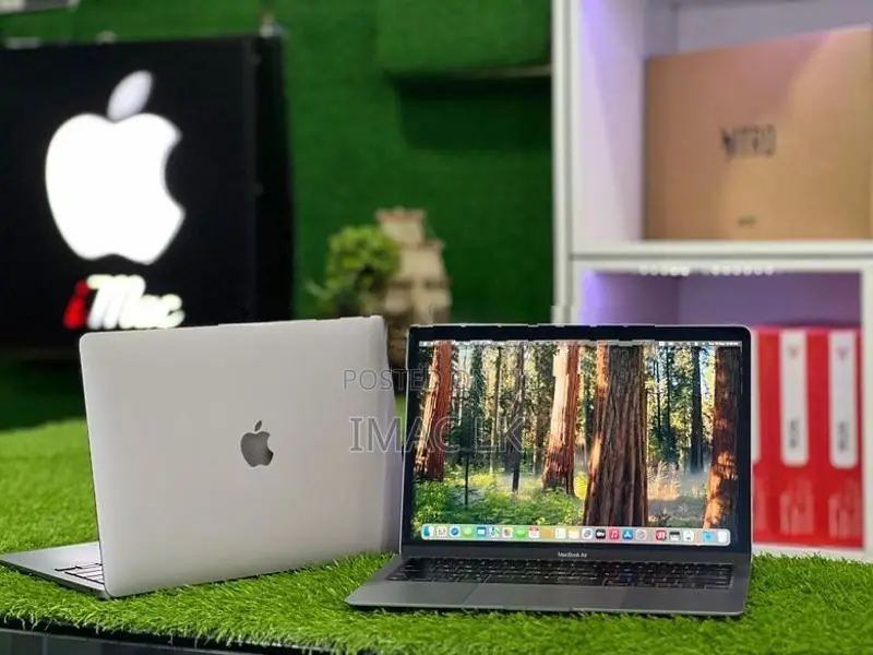 Apple MacBook Air M1 Chip 8GB RAM 256GB SSD