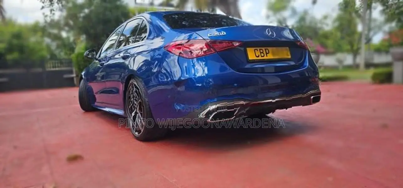 Mercedes Benz C200 AMG Premuim 2024