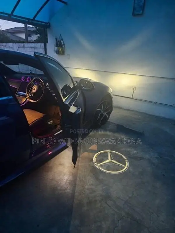 Mercedes Benz C200 AMG Premuim 2024