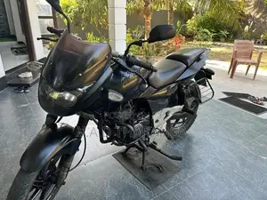 Bajaj Pulsar 180 2010