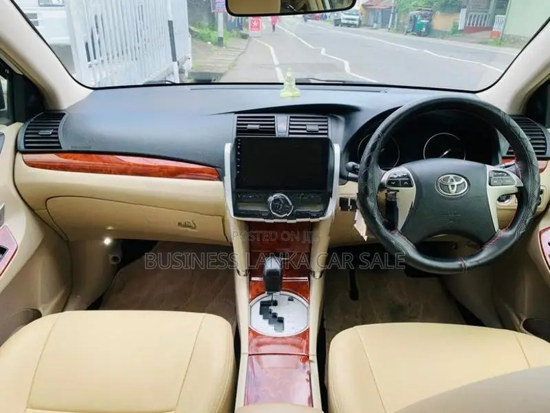 Toyota Premio G SUPERIOR 2014