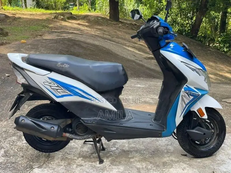 Honda Dio On Light 2018