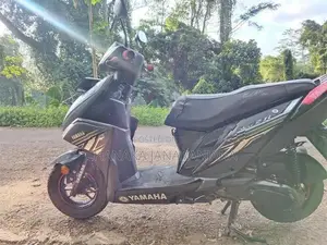 Yamaha Ray ZR Dark Knight 2018