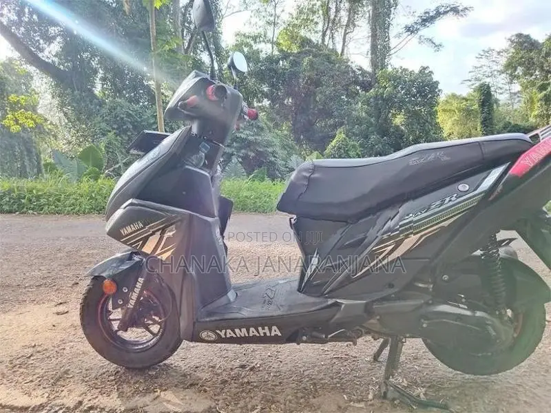 Yamaha Ray ZR Dark Knight 2018