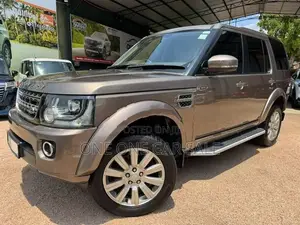 Land Rover Discovery 4 S SDV6 3L V6 2015