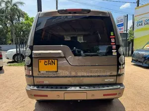 Land Rover Discovery 4 S SDV6 3L V6 2015