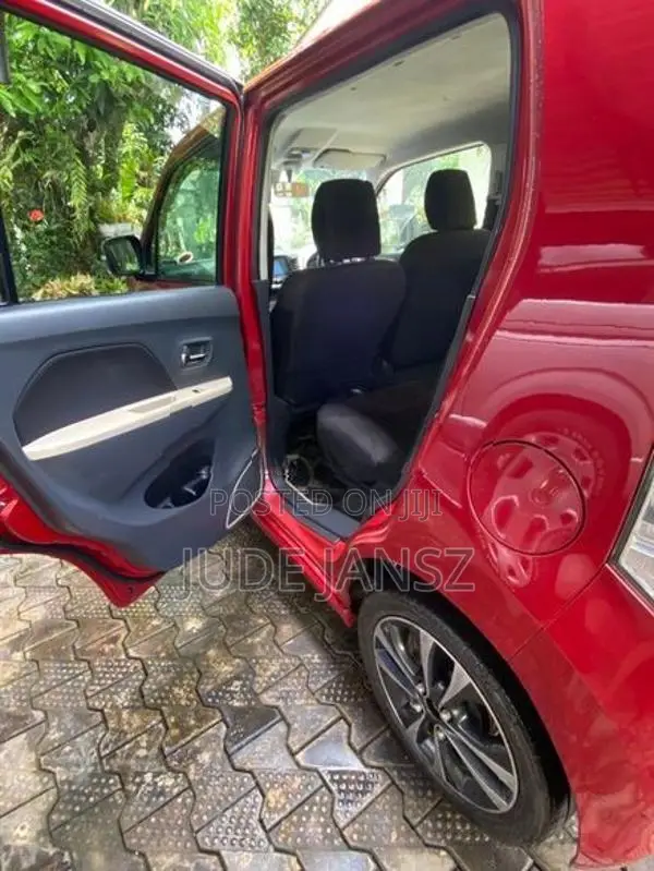 Suzuki Wagon R Stingray 2015