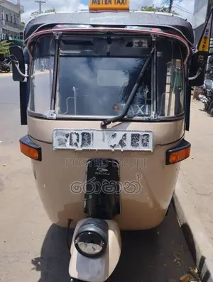 Bajaj RE 2005