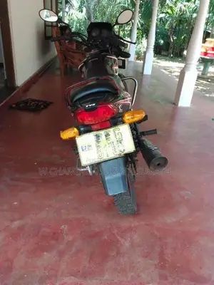 TVS Metro 2016