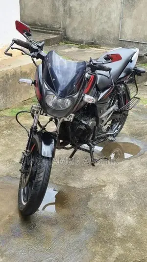 Bajaj Pulsar 180 2008