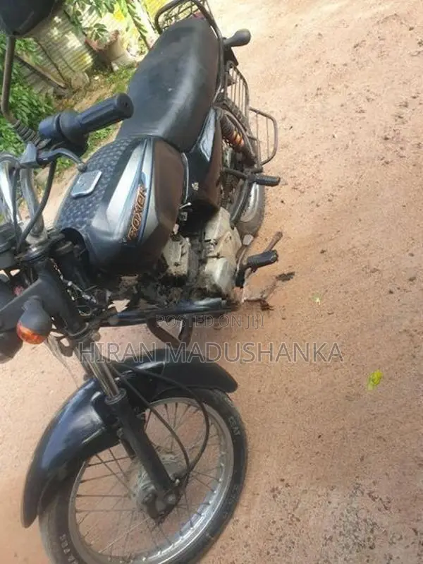 Bajaj Boxer BM100 2011