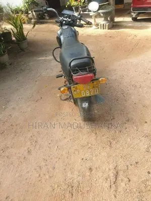 Bajaj Boxer BM100 2011