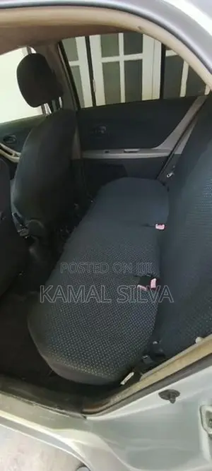 Toyota Vitz 2007
