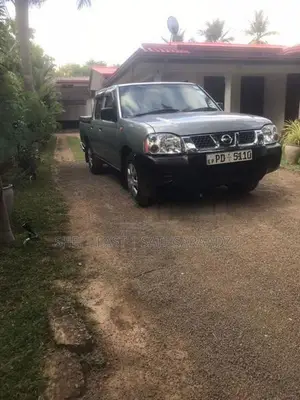Nissan Double cab D22 2008