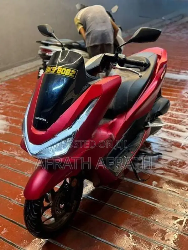 Honda PCX160 Roadsync 2025